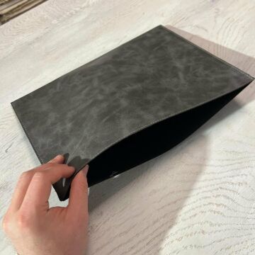 Yazı Altlığı Suni Deri Hazneli Gri